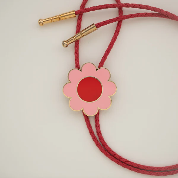 Big Daisy Bolo Tie