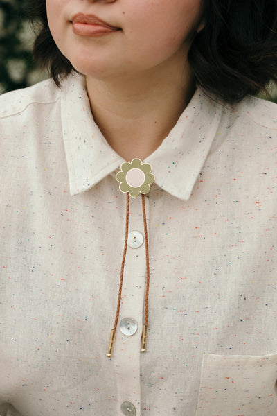 Big Daisy Bolo Tie