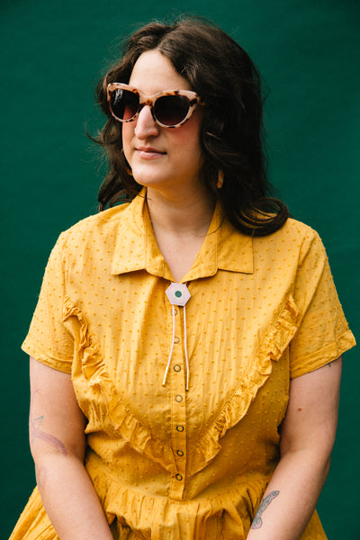 Daisy Hex Tile Bolo Tie