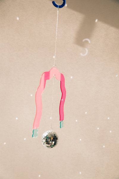 Wiggle Arch Disco Ball