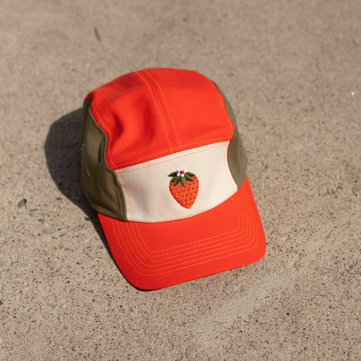 5 Panel Cap - Strawberries