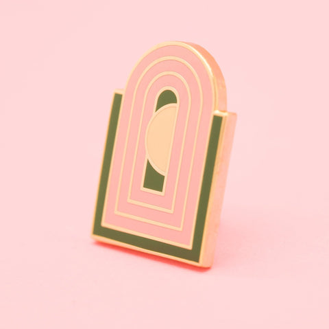 Light Arch Pin